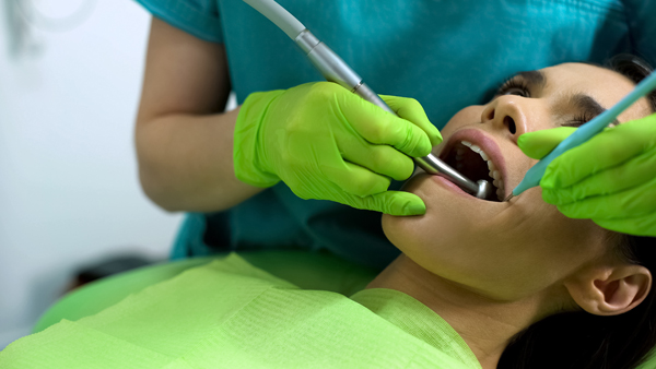 What To Expect At A Teeth Cleaning